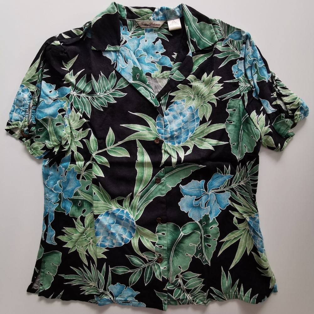 100% Silk Tommy Bahama Black Green Blue Hawaiian Tropical Short Sleeve Shirt